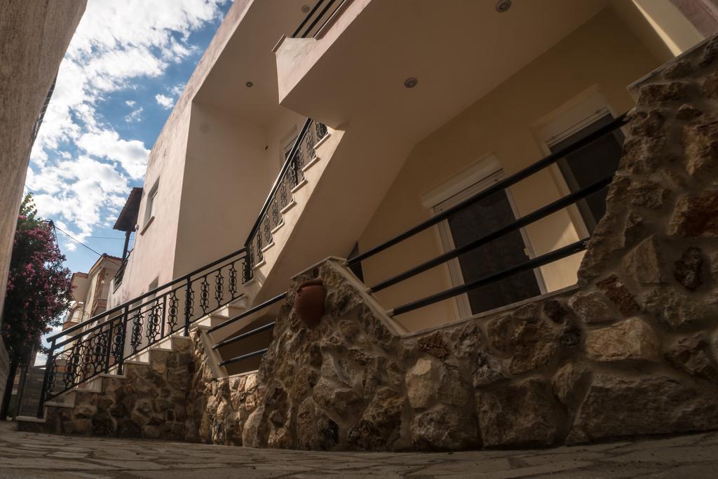 Ofrínion Magdalene'S Premium Apartments מראה חיצוני תמונה